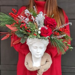 Aranjament floral de iarna Venus Goddess